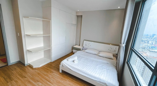 Luxury Gold Apartment 86 -Rooftop Pool Central City, Забронировать Апартаменты/квартира Отели Хошимина с бассейном, рядом с Торговый центр Tax, Бассейн