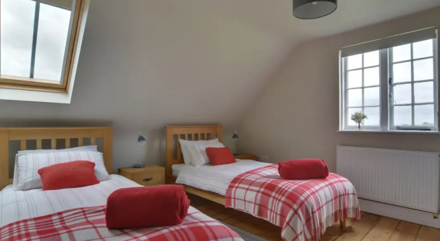 Attractive Holiday Home in Sutton Valence with Fireplace, Prenota Hotel Hotel a Kent con parcheggio, Parcheggio