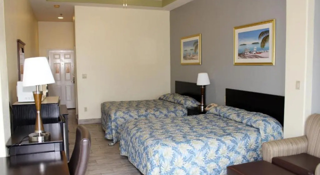 Двухместный номер Standard с видом на бассейн Casa Bella Hotel and Suites