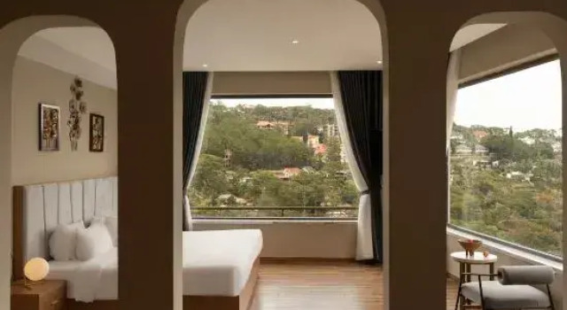 Люкс Premier Gold View Boutique Hotel Đà Lạt