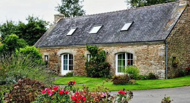 gites de rêve en Finistère, Rezerwuj Hotel Quéménéven Bretania