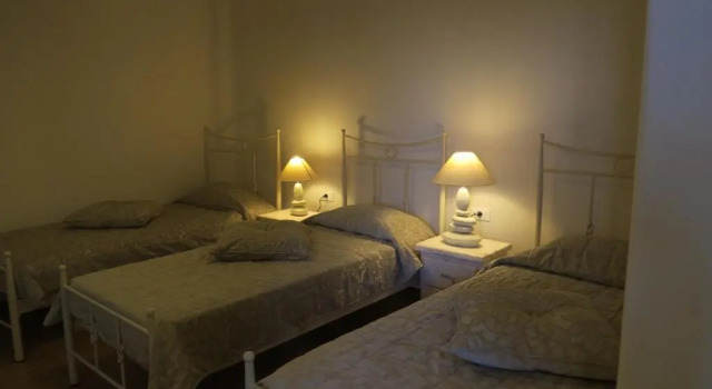 Трёхместный номер Standard Villa Manos Hotel