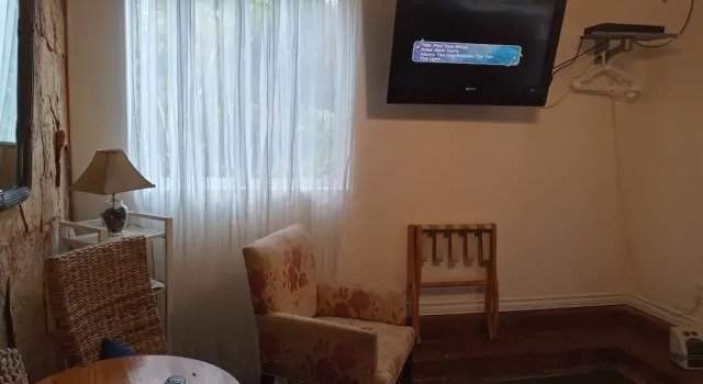 Студия Comfort Aloha Crater Lodge