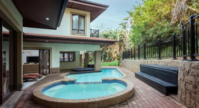 9 the Pin – Zimbali 6 Bedroom, Reservar Hotel Hotéis em KwaZulu-Natal com piscina, Piscina