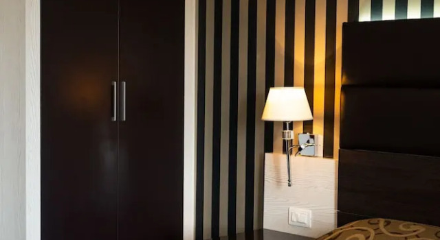 Трёхместный номер Standard с балконом S Hotel