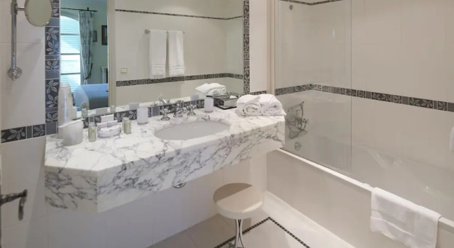 Двухместный номер Classic Hôtel La Grande Bastide - Teritoria