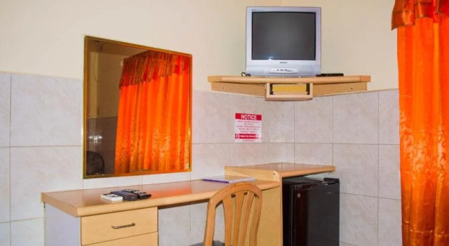 Alicia´s House Limited, Забронировать Отель Отели Порт-оф-Спейн 3 звезды, 3*