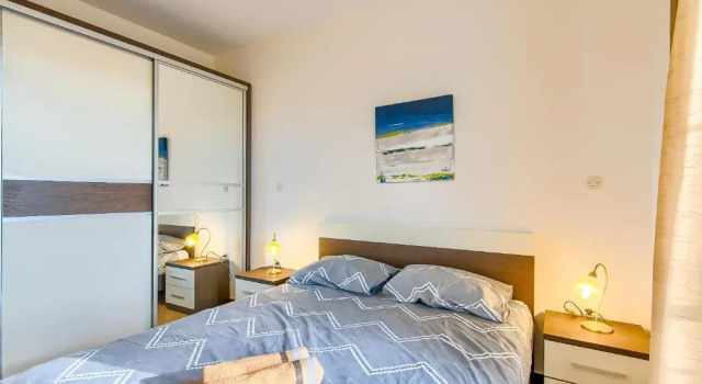 Medulin Luxury Apartments with beautiful garden 100 m from beach