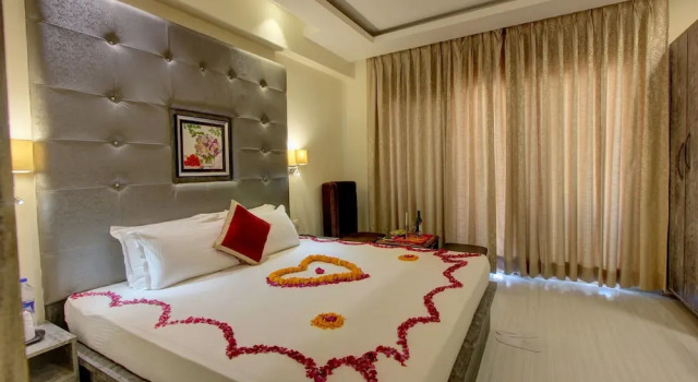 Двухместный номер Grand с балконом Hill County Resort & Spa