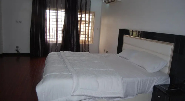 Семейный номер Standard Kings Court Apartment