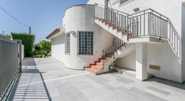 Beautiful Apartment in Comiso With 2 Bedrooms, Wifi and Outdoor Swimming Pool, Забронировать Апартаменты/квартира Апартаменты Комизо, Апартаменты/квартира