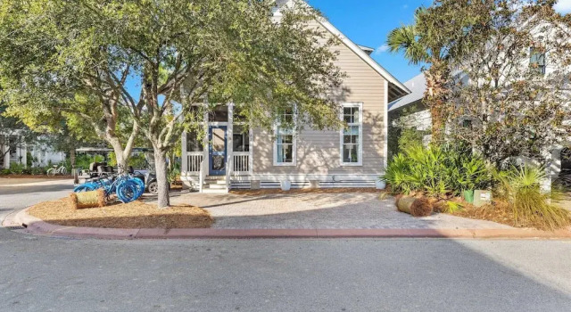 Коттедж 30A Retreat Near Gulf Place w/ Pool Access, Hammock, Bikes to Rent Always Be Summer by Avantstay