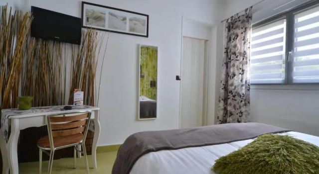 Двухместный номер Standard Hotel La Roseraie