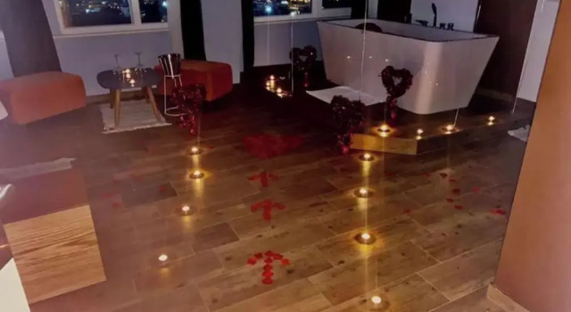 Люкс с балконом и с видом на озеро Olivar Hotel Tirana