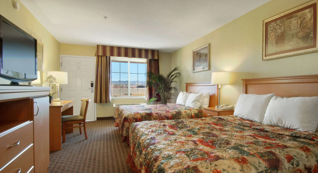 Days Inn by Wyndham Hayward Airport
