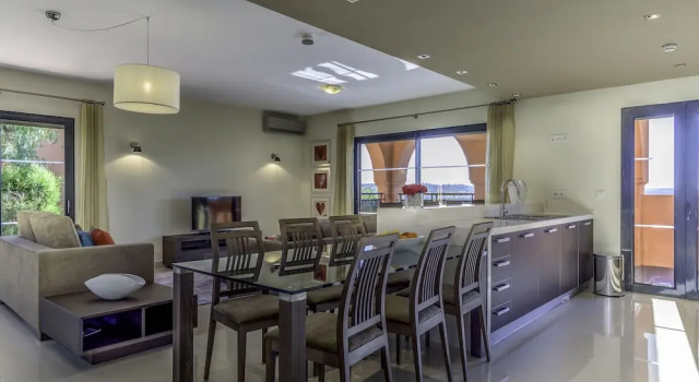 Spacious Villa in Alcantarilha With Private Swimming Pool, Prenota Villa Alcantarilha Barlavento