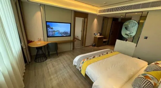 Трёхместный семейный люкс Chaoman Smart Hotel (Lincang People's Hospital City No. 1 Middle School)