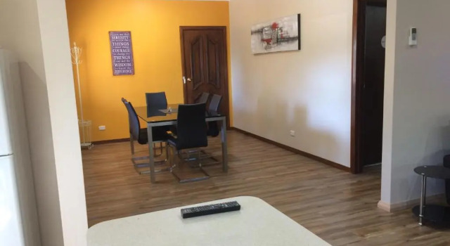 Апартаменты Benalla Apartments