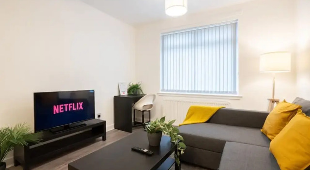 2 Bedroom Apartment-free Parking, Забронировать Апартаменты/квартира Апартаменты Ланаркшир, Апартаменты/квартира
