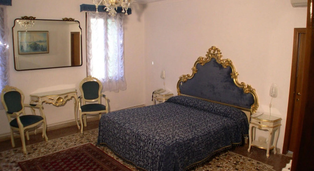 Hotel Casa Boccassini, Забронировать Отель Каннареджо Венеция, рядом с Анфора
