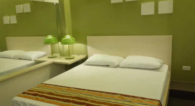 Hotel Monde