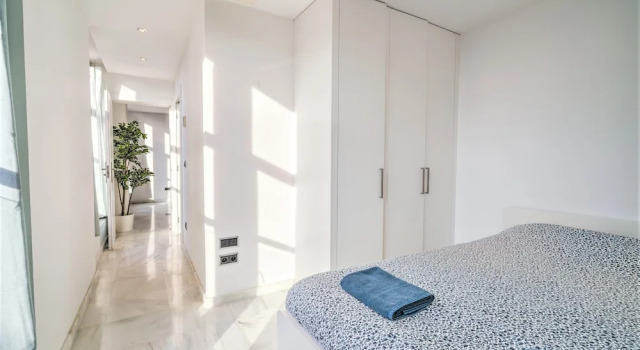 9-persons Apartment in Centre of Antwerp
