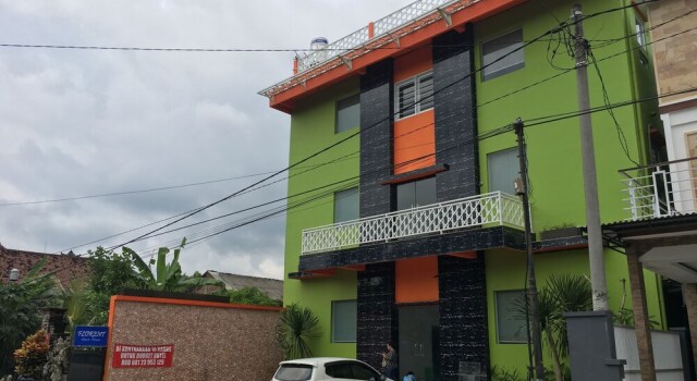 Florent Guest House