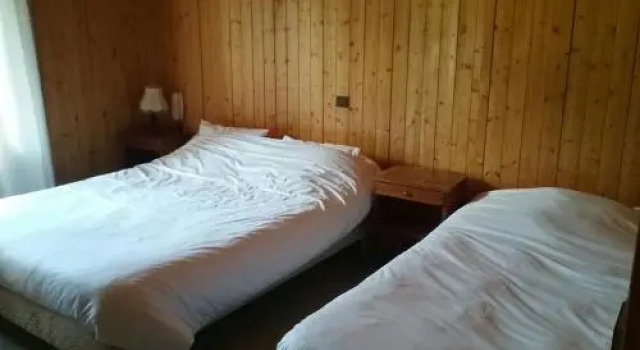 Hotel Restaurant Les Rosieres, Забронировать Отель Маниго Лыжный курорт на озере Анси