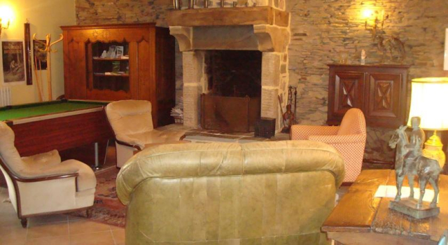 Chambre d'Hôtes de la Ville Ruaud, Rezerwuj Hotel  