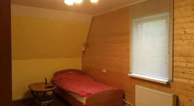 Holiday Home na Suvorovskoy, Забронировать Отель Петергоф Петродворцовый район, рядом с Парк Ольденбургского