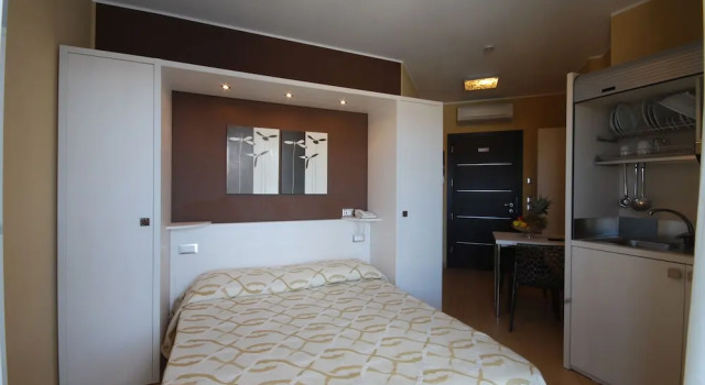 Студия с балконом Kiara Residence