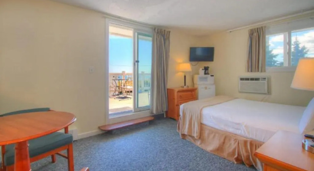 Двухместный номер Standard с видом на море Sea Cliff House Motel