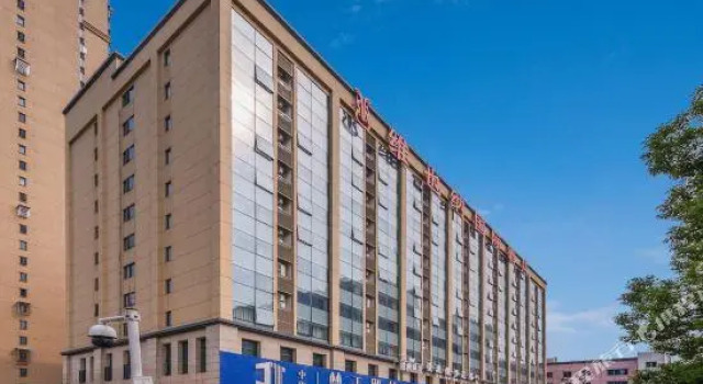 Vienna International Hotel (Changsha High-speed Railway South Station Wanjiali Plaza)