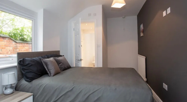 Crewe Rooms Ruskin Road