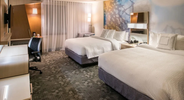 Одноместный люкс Courtyard by Marriott Jacksonville