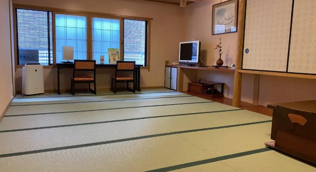 Четырёхместный номер Economy Ryokan Sawaya Honten
