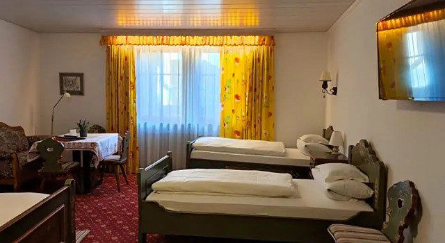 Номер Standard Hotel Tilman Riemenschneider by ANS