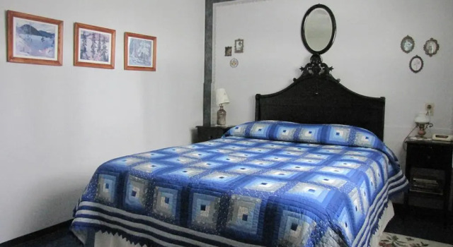 Art and Soul B&B, Book Bed and Breakfast Nanoose Bay 