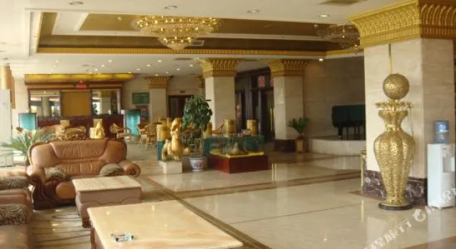 Long Yi Hotel