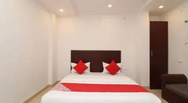 Hotel Gayatri Residency, Забронировать Отель Отели штата Раджастхана 3 звезды, 3*