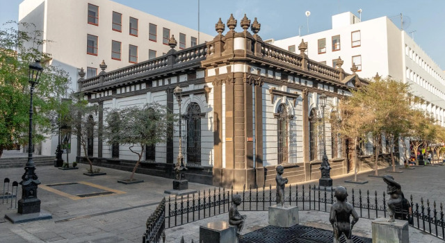 Six Hotel Guadalajara Degollado, Book Hotel Guadalajara Jalisco