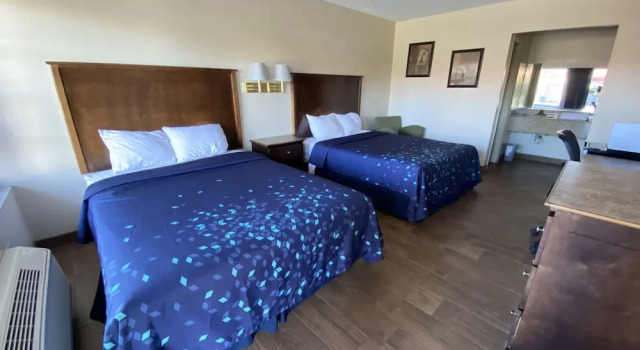 Coral Roc Motel, Забронировать Мотель Отели Флорида-Сити с бассейном, Бассейн