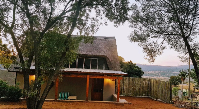 Rocky Hollow Guest Farm, Boek Boerderijverblijf Hartbeespoort 