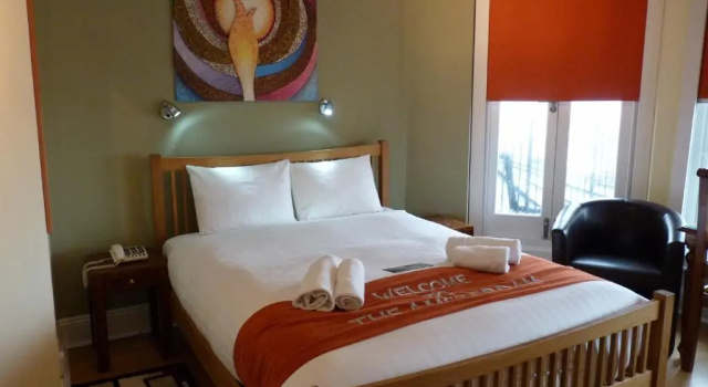 Двухместный номер Standard с балконом и с видом на море Amsterdam Hotel Brighton Seafront