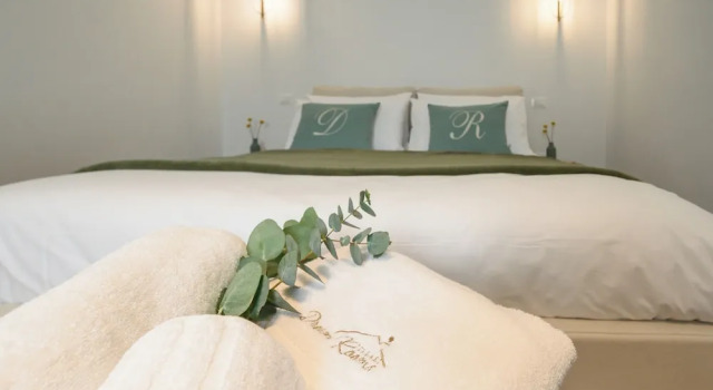Номер Deluxe ILLASI DREAM ROOMS