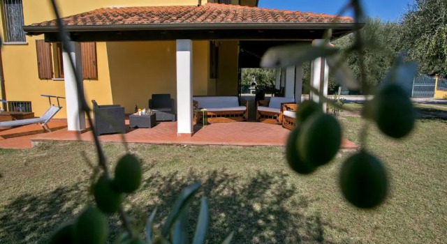 Villa Candelara, Book Villa Hoteller i Candelara med pool, Swimmingpool