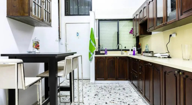 Luxury House, Забронировать Отель Назарет Галилея, рядом с The Church of the Annunciation
