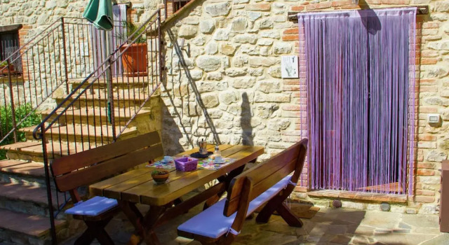 Holiday Home in Pietrafitta Near Lake Trasimeno, Varaa Hotelli Pietrafitta Umbria