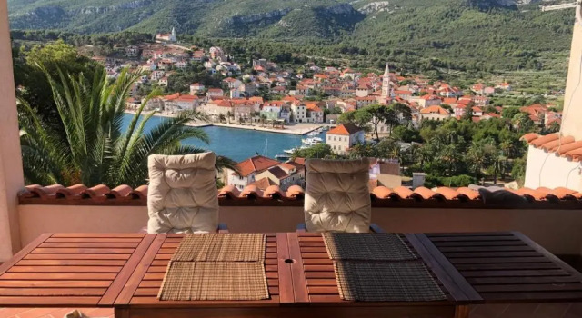 Апартаменты BellaVista Jelsa 2+2