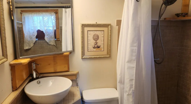 Люкс Lily Garden Bed and Breakfast